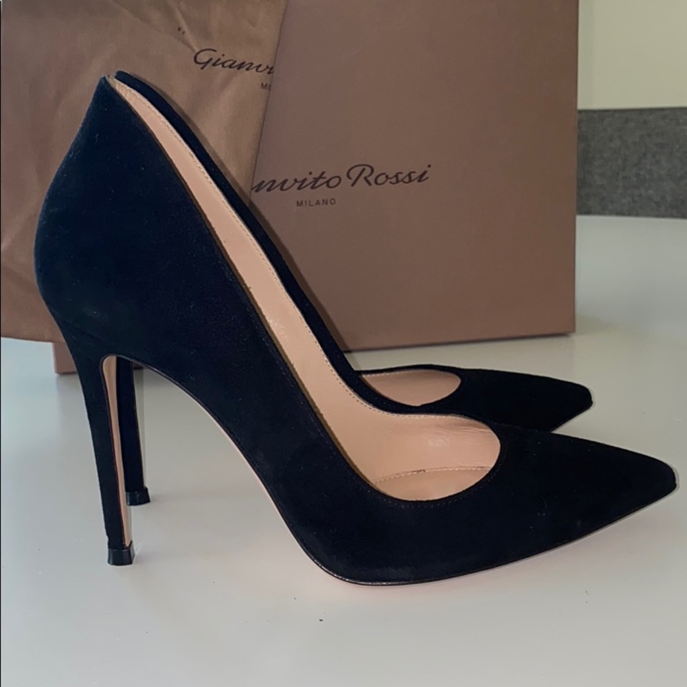 Gianvito Rossi Ellipsis High Back Suede Pumps